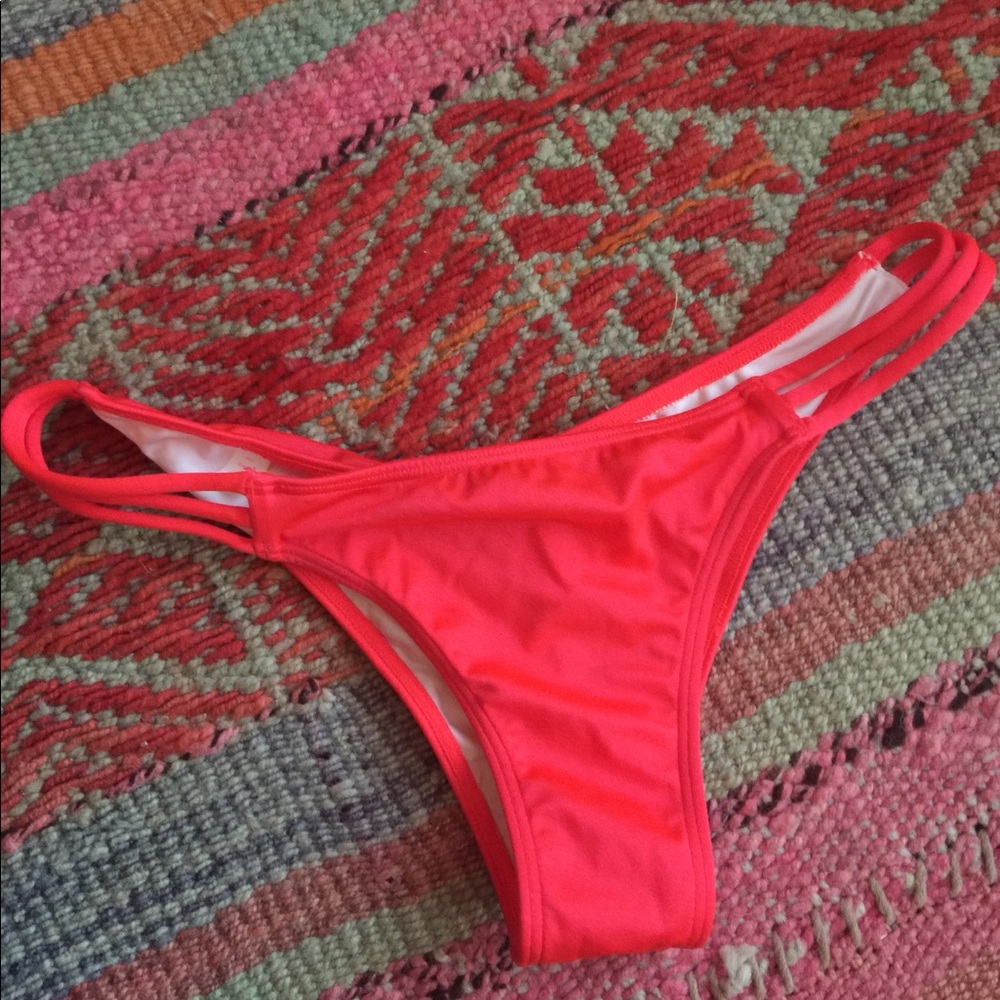NEW Victoria’s Secret Cheeky Hot Pink Bottoms